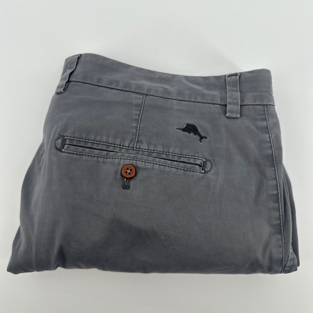 Tommy Bahama Shorts Mens 40 Grey Chino Casual Flat Front Marlin Logo